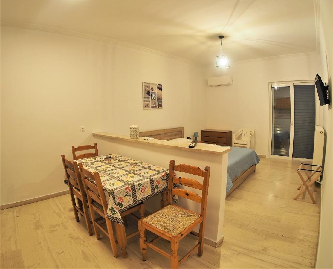 Bettys Rooms Parálion Ástros المظهر الخارجي الصورة